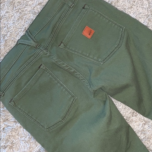 Roxy Jeans - Picture 3 of 4
